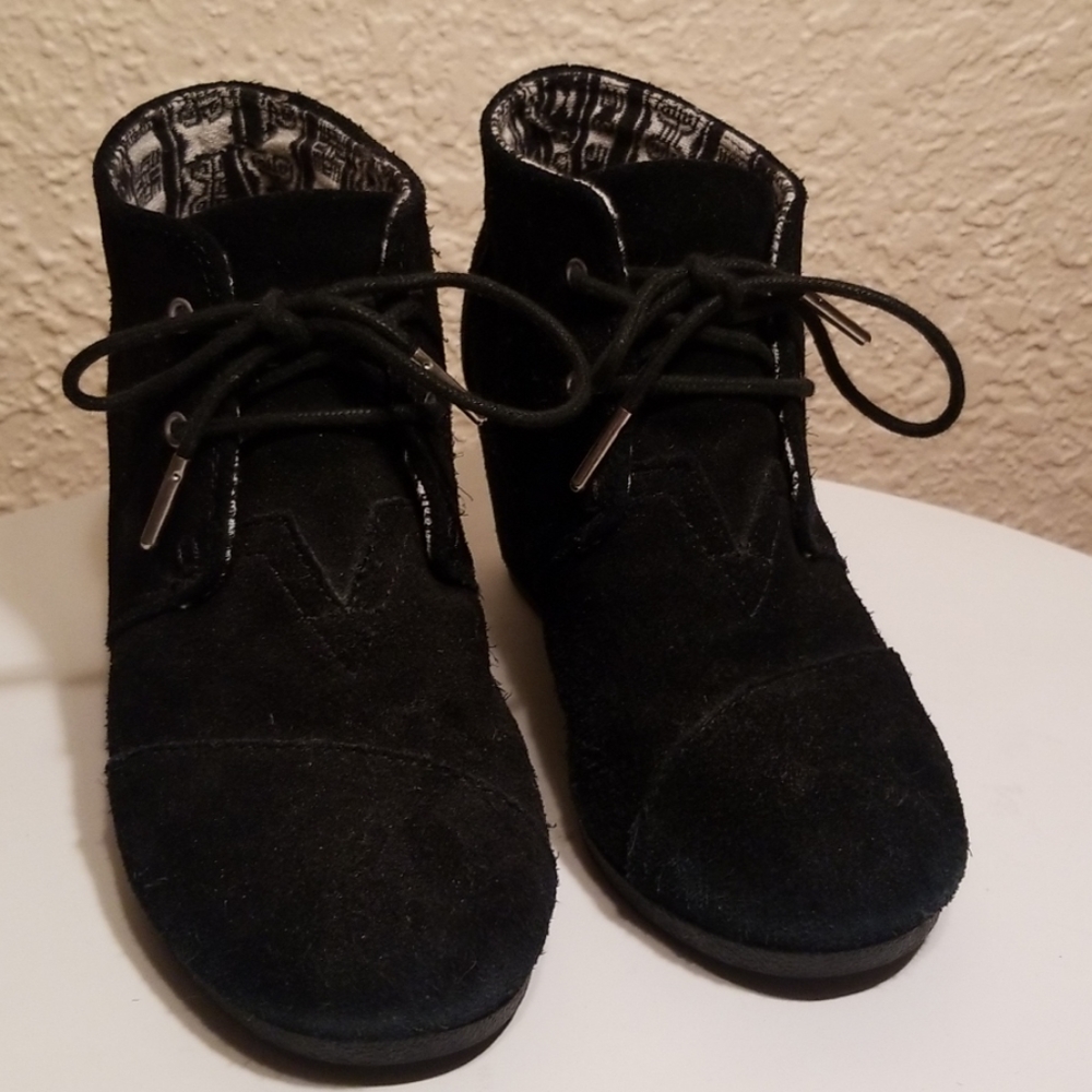 Black Toms Wedges